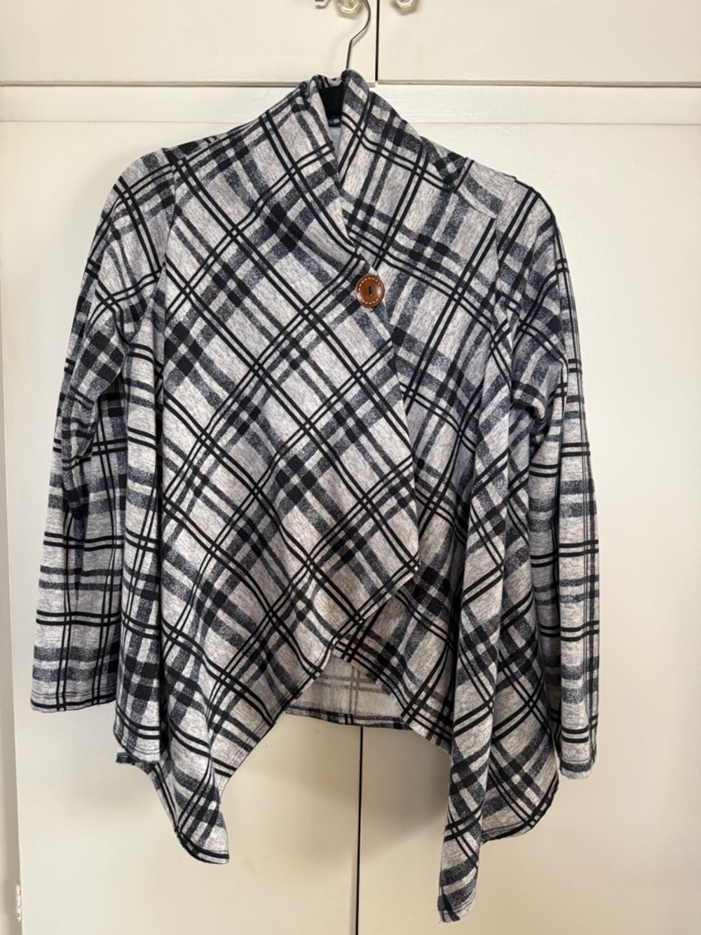 Women's Black & White Plaid Draped Knit Babeau wrap. Perfect for layering.